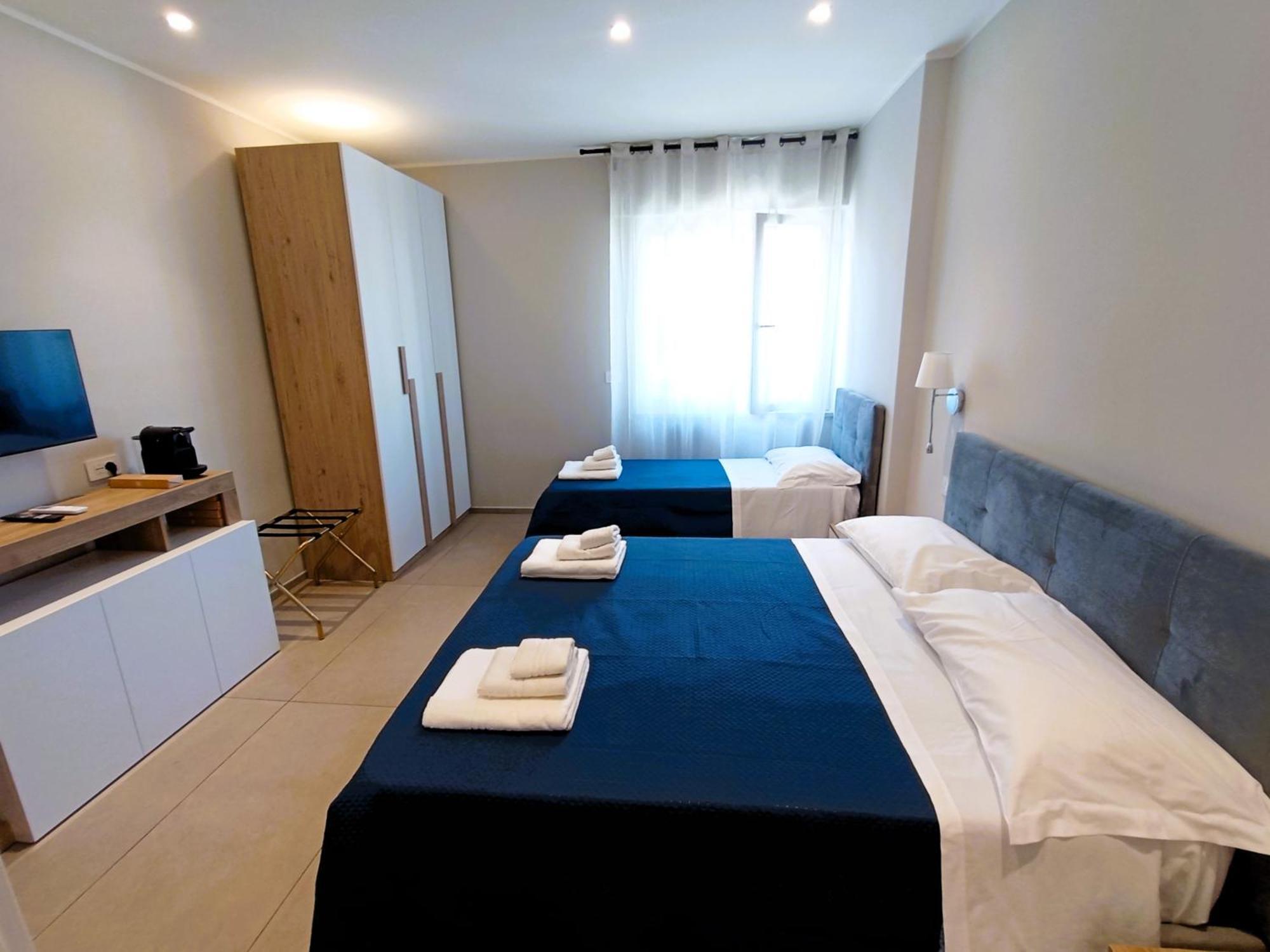 Mile Rooms Bari Buitenkant foto