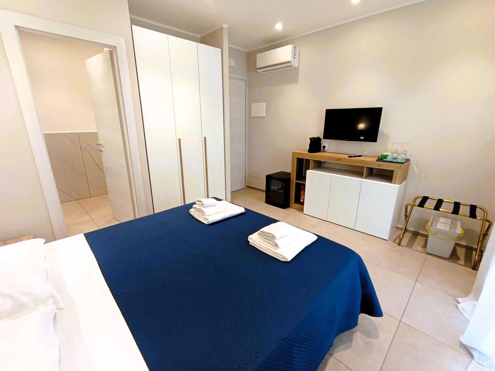 Mile Rooms Bari Buitenkant foto